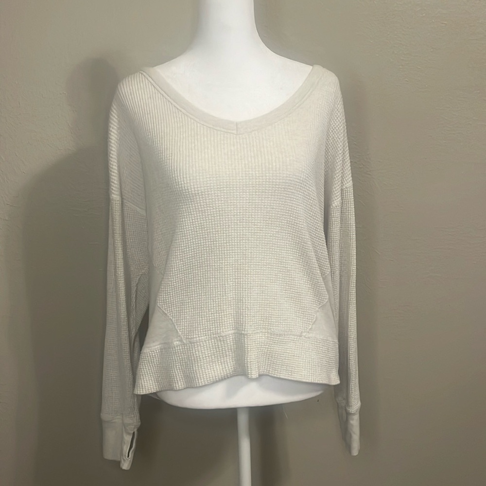 OFFLINE Aerie off the shoulder T-shirt size xs     PTP 10”     length 9.5”
